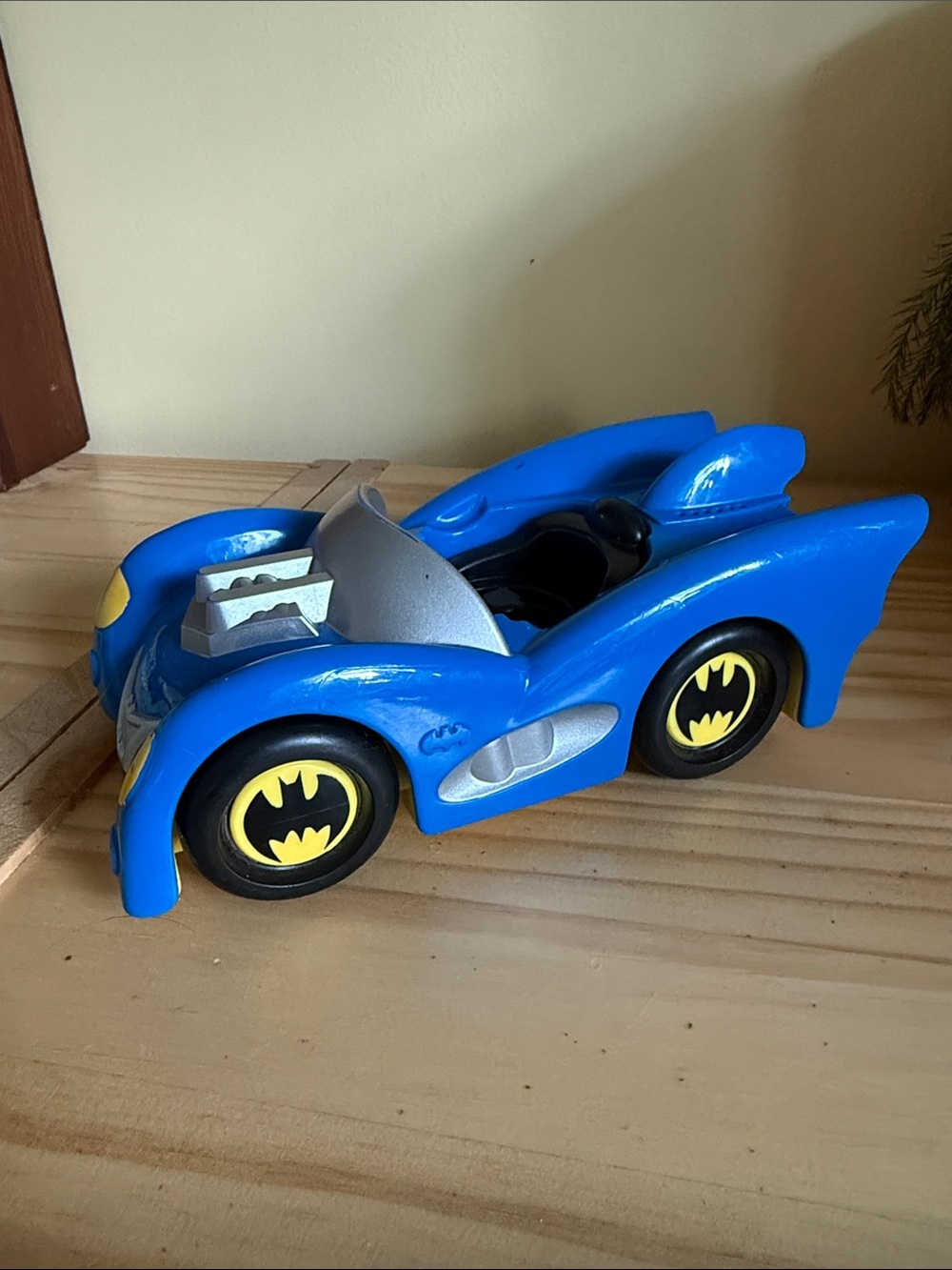 Fisher price little people Batmobile